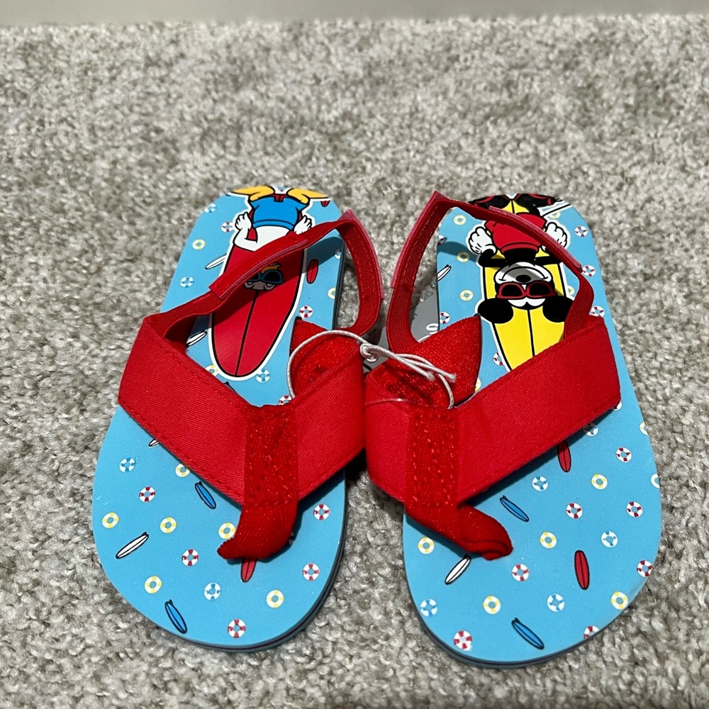 Brand new! Toddler boy’s Disney Mickey/Donald sandals